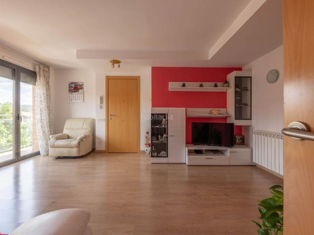 Dúplex en venta en Gironella. bonito duplex en Gironella. Dúplex.