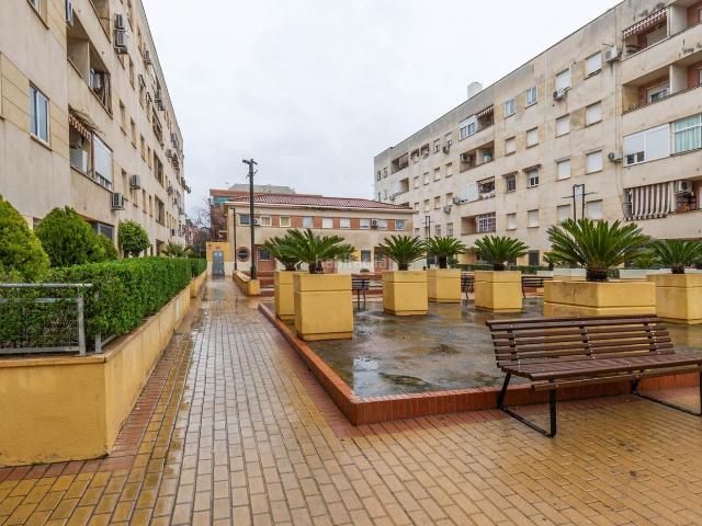 Dúplex en venta en Granada, Almanjáyar. DUPLEX EN GRANADA CON PLAZA DE GARAJE. Dúplex.