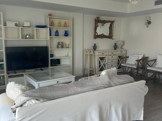 Dúplex en Venta en Guadalmina Alta