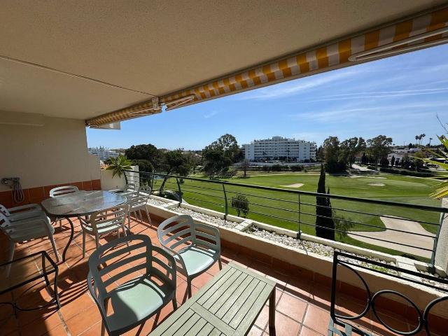 Dúplex en Venta en Guadalmina Alta