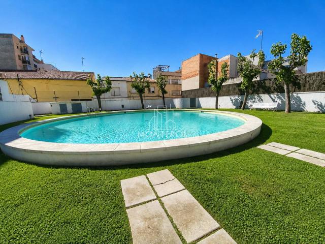Duplex en venta en Eixample Sant Oleguer 08203