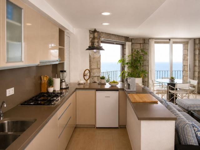 Dúplex en venta en Escala L´, Nucli Antic Costa Brava. Ático Dúplex con vistas panorámicas en el Casco Antiguo, L'Escala. Dúplex Escala.