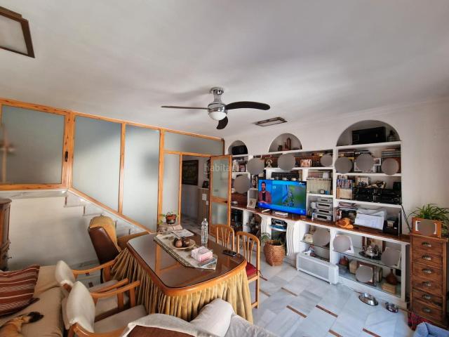 Dúplex en venta en Fernán Núñez. ¡AMPLIO DÚPLEX CON AZOTEAS PRIVADAS EN VENTA! ZONA CENTRO. Dúplex Fernán.
