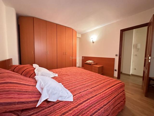 Dúplex en venta en Figueres, Poble Nou Olivar Gran. Grandioso piso de 4 habitaciones cerca del centro de Figuere. Dúplex.