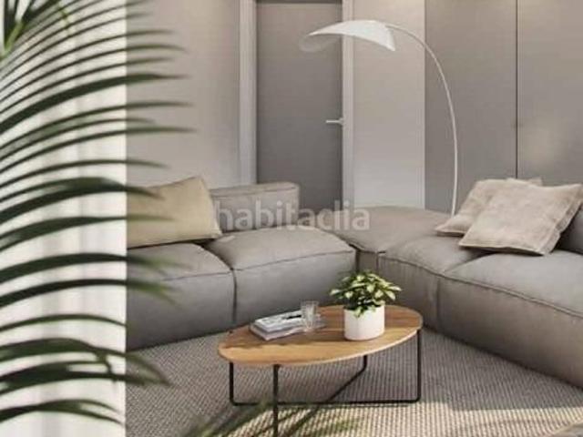 Dúplex en venta en Hospitalet de Llobregat L´, Collblanc. Bajos dúplex obra nueva con piscina y solárium en Travessera de Collblanc LHospitalet. Dúplex Hospitalet de Llobregat.