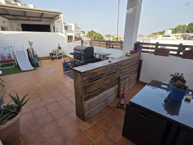 Dúplex en Venta en Huércal de Almería