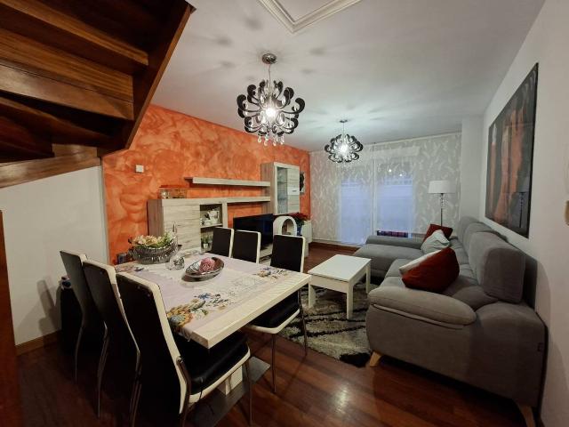 Dúplex en Venta en Inmobiliaria Barreda