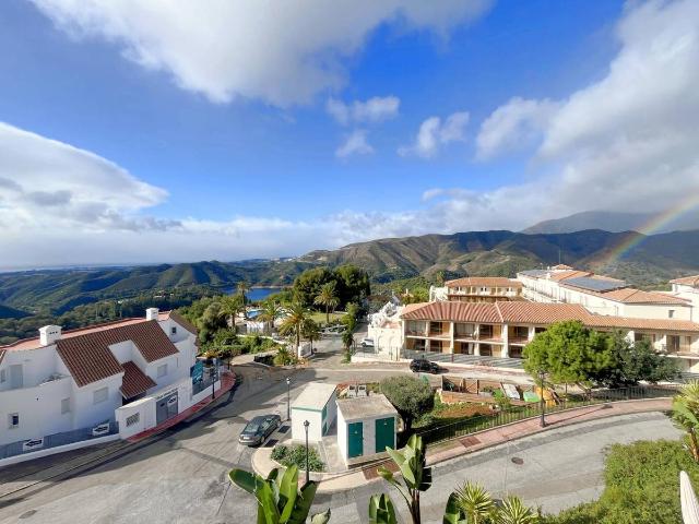 Dúplex en Venta en Istán
