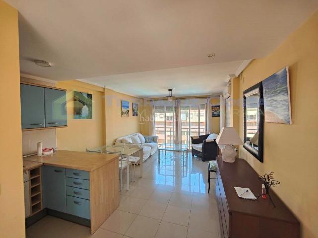 Dúplex en venta en Isla Cristina. ÁTICO DÚPLEX 1 DORMITORIO EN ISLA CRISTINA. URB. REINA MARIA CRISTINA. PISCINA, PARKING Y GYMNASIO. Dúplex Isla.