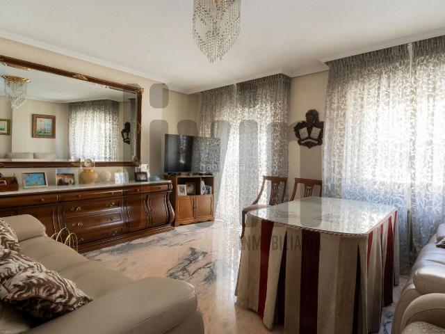 Dúplex en venta en Jaén, Belén San Roque. VENTA DÚPLEX EN CALLE CAMINO DE LAS CRUCES. Dúplex.