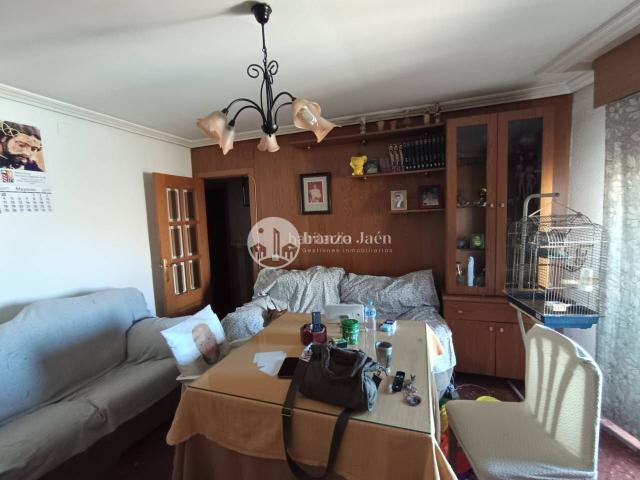 Dúplex en venta en Jaén, Ctra. Circunvalación La Magdalena. Duplex en venta en Ctra. de CircunvalaciónLa Magdalena23004. Dúplex.