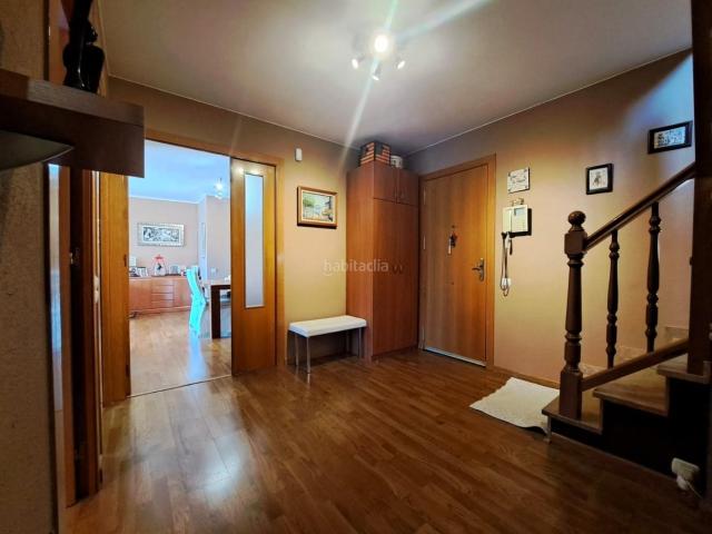 Dúplex en venta en Olesa de Montserrat. Zona els Closos. Dúplex Olesa de.