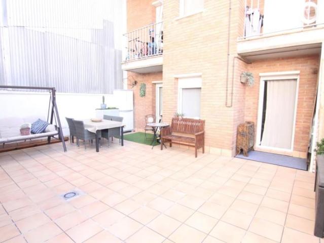 Piso en venta en Olesa de Montserrat, Centro