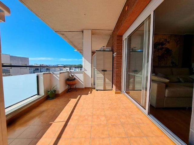 Dúplex en venta en Olesa de Montserrat, de 127 m² 4 habitaciones por 339.000