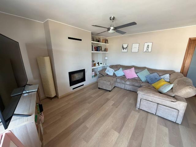 Dúplex en Venta en Olot