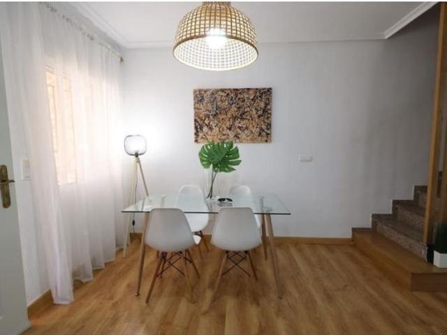 Duplex en Venta en Orihuela Costa, Alicante