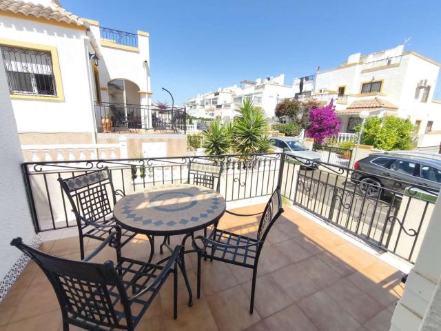 Dúplex en venta en Orihuela, La Florida. Dúplex.