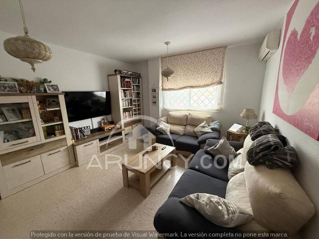 Dúplex en Venta en Oromana