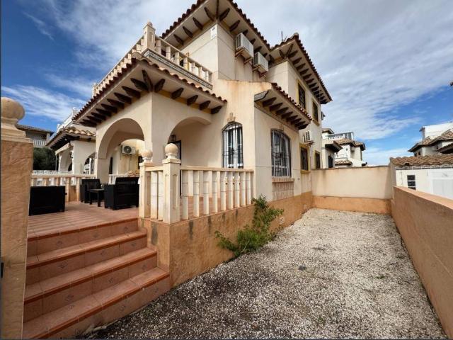 Dúplex en Venta en Lomas de Cabo Roig Los Dolses