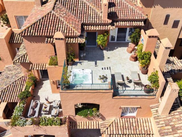 Dúplex en Venta en Los Naranjos