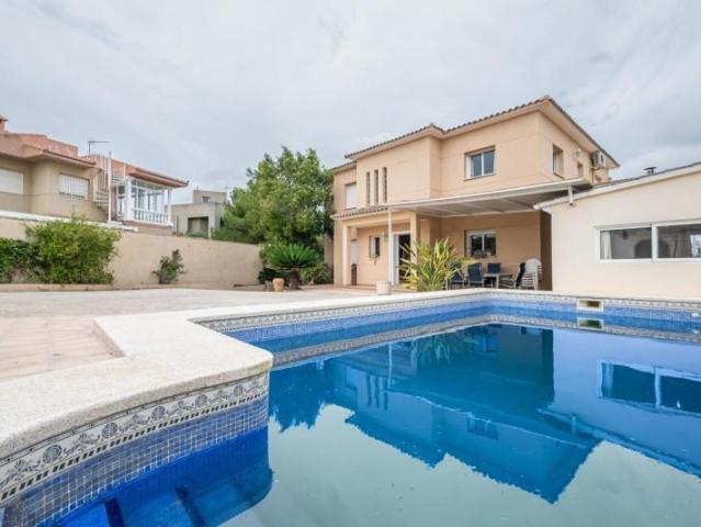 Duplex en venta en La Nucia, Bello horizonte