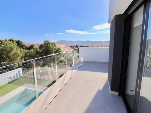 Duplex en venta en La Nucia, La Nucía, Urbanizaciones