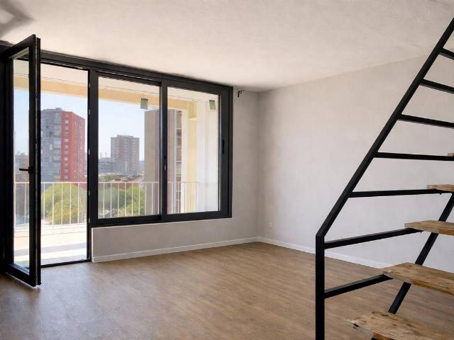 Dúplex en Venta en La Verneda i la Pau