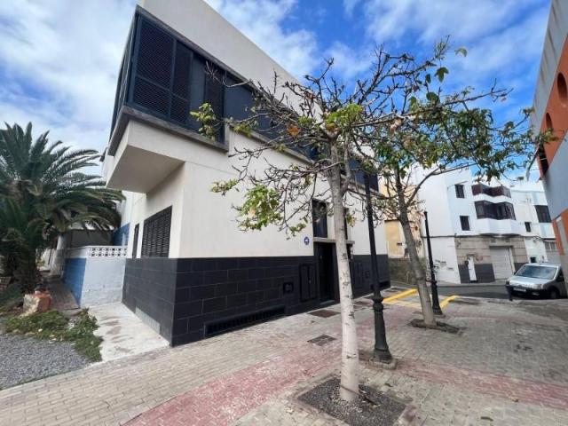 Duplex en venta en Las Palmas de Gran Canaria, Costa Ayala