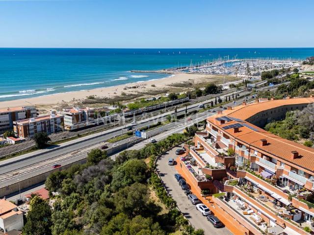 Dúplex en Venta en Les Botigues de Sitges