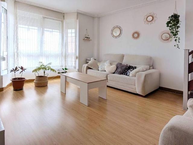 Dúplex en Venta en Liencres