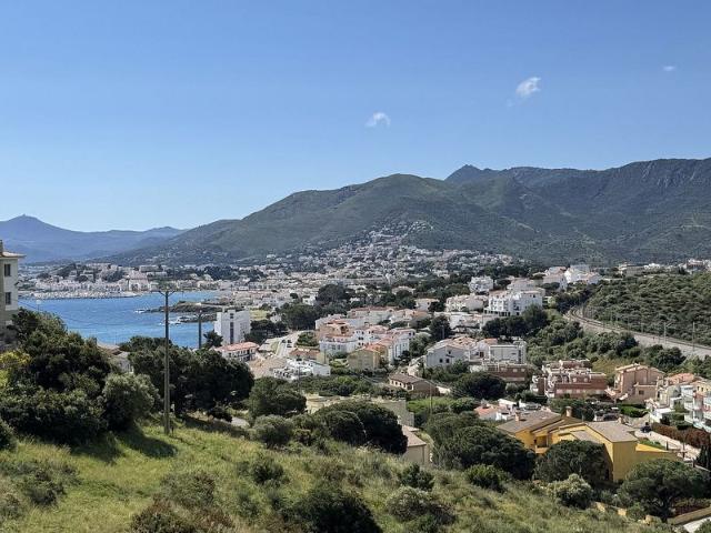 Dúplex en venta en Llançà, de 120 m² 4 habitaciones por 545.000