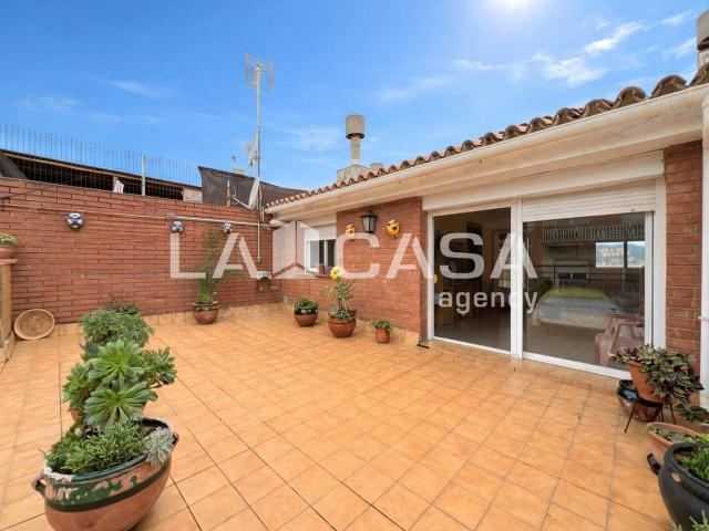 Dúplex en Venta en Llefià