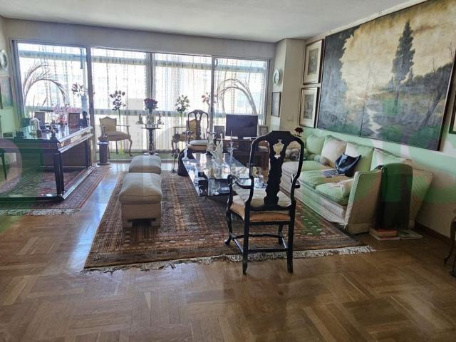 Dúplex en venta en Madrid, Cuatro Caminos Azca. Ático Dúplex en Chamartín Oportunidad de Reforma en Zona Premium. Dúplex.