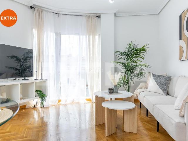 Dúplex en venta en Madrid, Lucero. Exclusivo dúplex con gran terraza y excelentes comunicaciones junto a la Casa de Campo. Dúplex.
