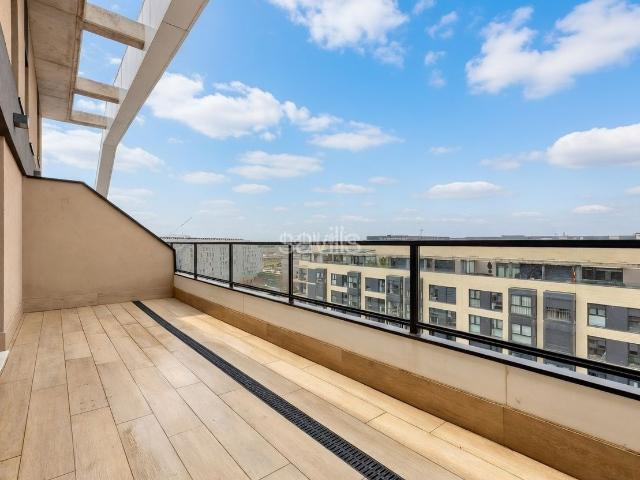 Dúplex en venta en Madrid, Valdebebas Valdefuentes. Dúplex en venta en Avenida de Juan Antonio Samaranch 55, Madrid. Dúplex.