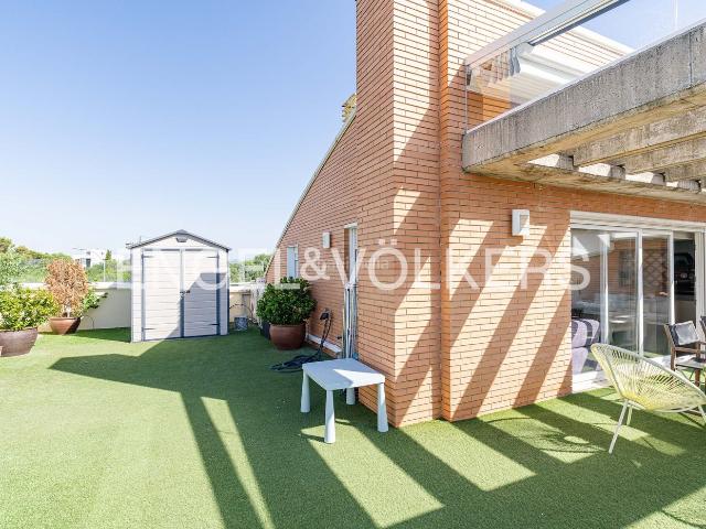 Dúplex en venta en Madrid, Valdemarín. Fabuloso ático dúplex reformado en Valdmarin. Dúplex.