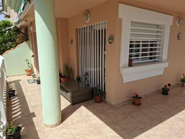Dúplex en venta en Manga del Mar Menor La, Tomás Maestre. Duplex 3 habitaciones y 4 baños garaje privado y cerrado piscina. Dúplex Manga del Mar Menor.