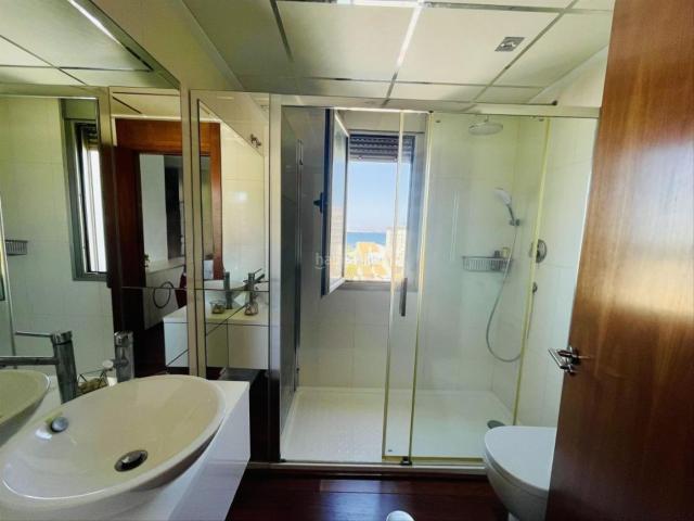Dúplex en venta en Manga del Mar Menor La, Veneziola. Exclusivo Dúplex en Euromarina Tower con Vistas al Mar. Dúplex Manga del Mar Menor.