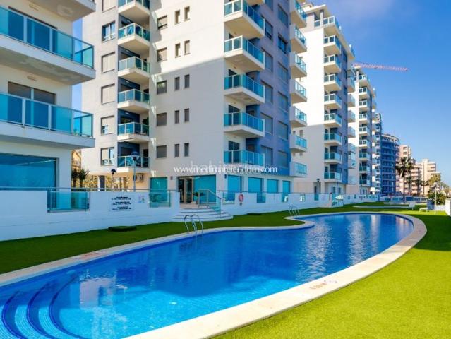 Dúplex en venta en Manga del Mar Menor La, Veneziola. Le damos la bienvenida a una oportunidad única para adquirir un espacioso y lujoso apartamento dúplex en una de las zonas costeras. Dúplex Manga.