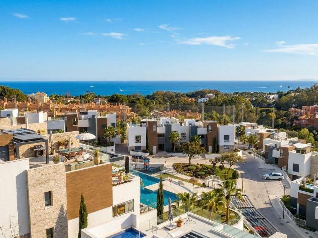 Dúplex en venta en Marbella, Cabopino Artola. Dúplex.