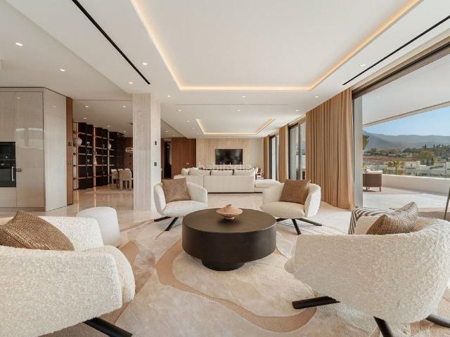 Dúplex en venta en Marbella, La Carolina Guadalpín. Dúplex.