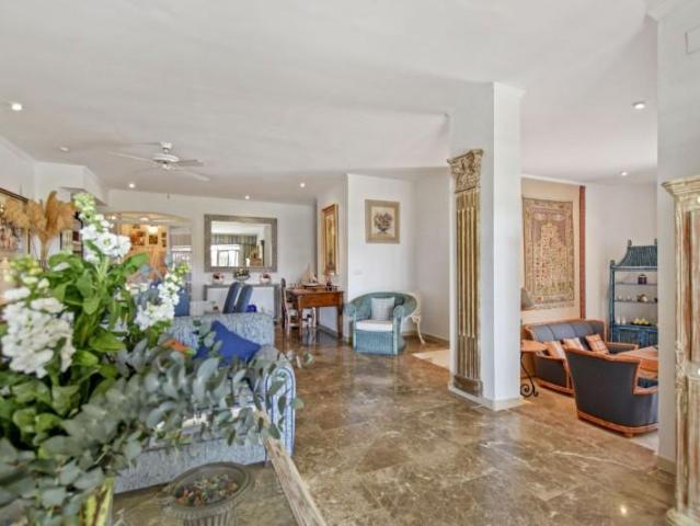 Duplex en venta en Marbella, Marbella Este Cabopino