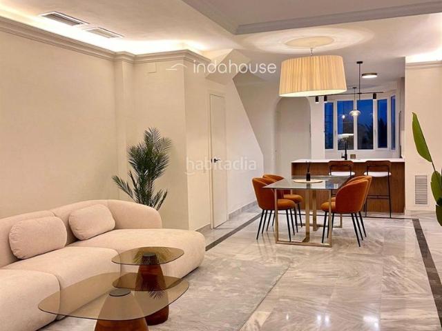 Dúplex en venta en Marbella, Playa de la Fontanilla. Exclusivo dúplex en Marbella House, a 300 metros del Mediterráneo. Dúplex.