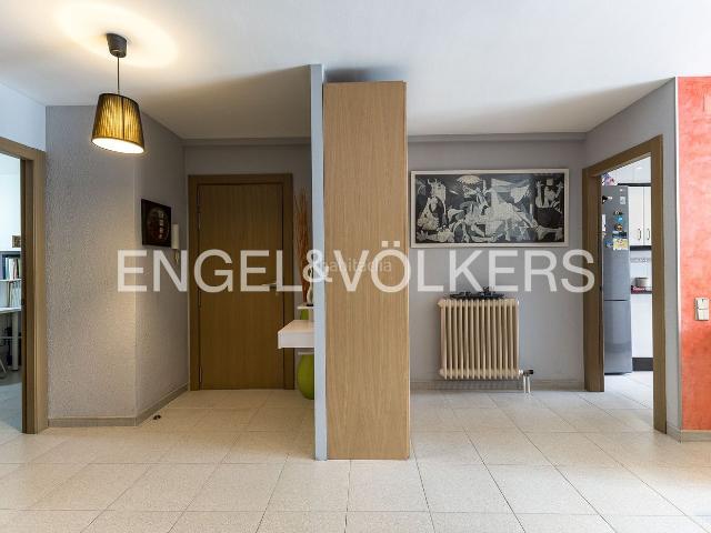 Dúplex en venta en Masies de Voltregà Les. Dúplex elegante con luz y vistas en Les Masies de Voltregà. Dúplex Masies de Voltregà.