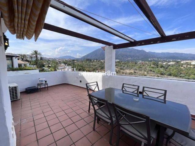Dúplex en Venta en Nagüeles Alto
