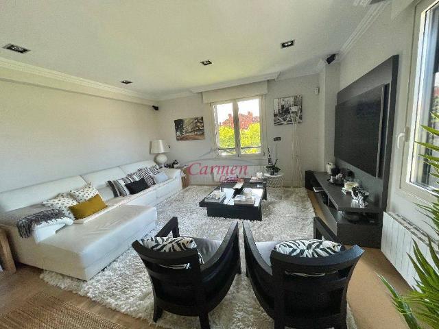 Dúplex en Venta en Neguri