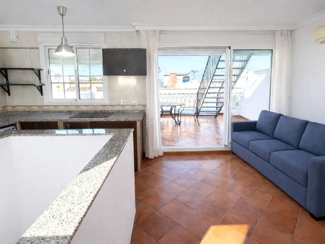 Dúplex en venta en Nerja, Centro. ÁTICO DÚPLEX a la VENTA en Nerja, con vistas al MAR y Balcon de Europa. Dúplex.