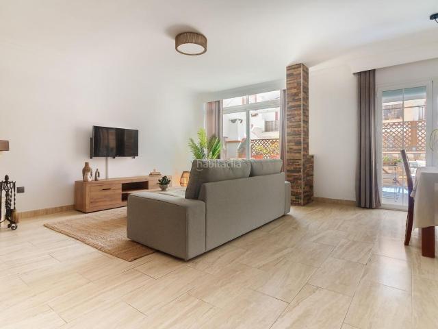 Dúplex en venta en Nerja, Nueva Nerja. Precioso dúplex a solo 5 minutos de la playa decorado y amueblado con mimo. Dúplex.