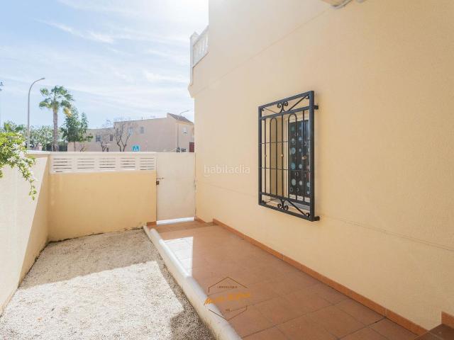 Dúplex en venta en Níjar, San Isidro Campohermoso. SAN ISIDRO Gran Dúplex familiar de 106 m2 con 2 Terraza una de 30, otra de 8 m2 aprox. y garaje. Dúplex.