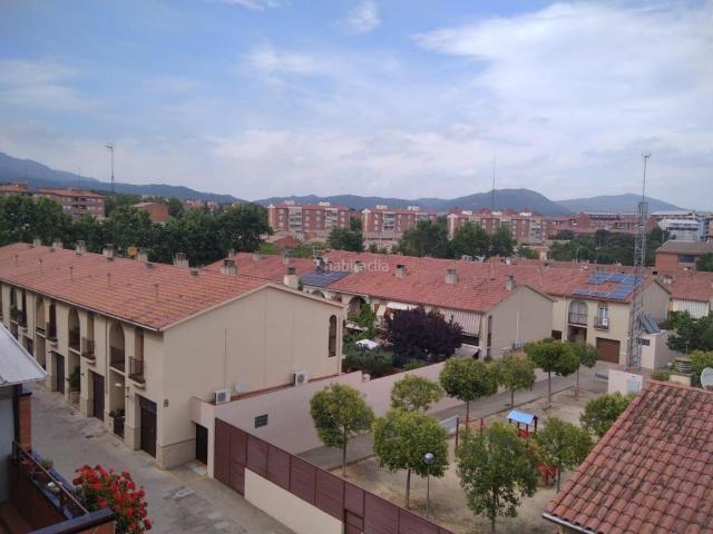 Dúplex en venta en Sabadell, Can Deu. JTO. CASAS VALLHERMOSO DÚPLEX CON TERRAZA A PIE DE COMEDOR, ASCENSOR Y PARKING. Dúplex.
